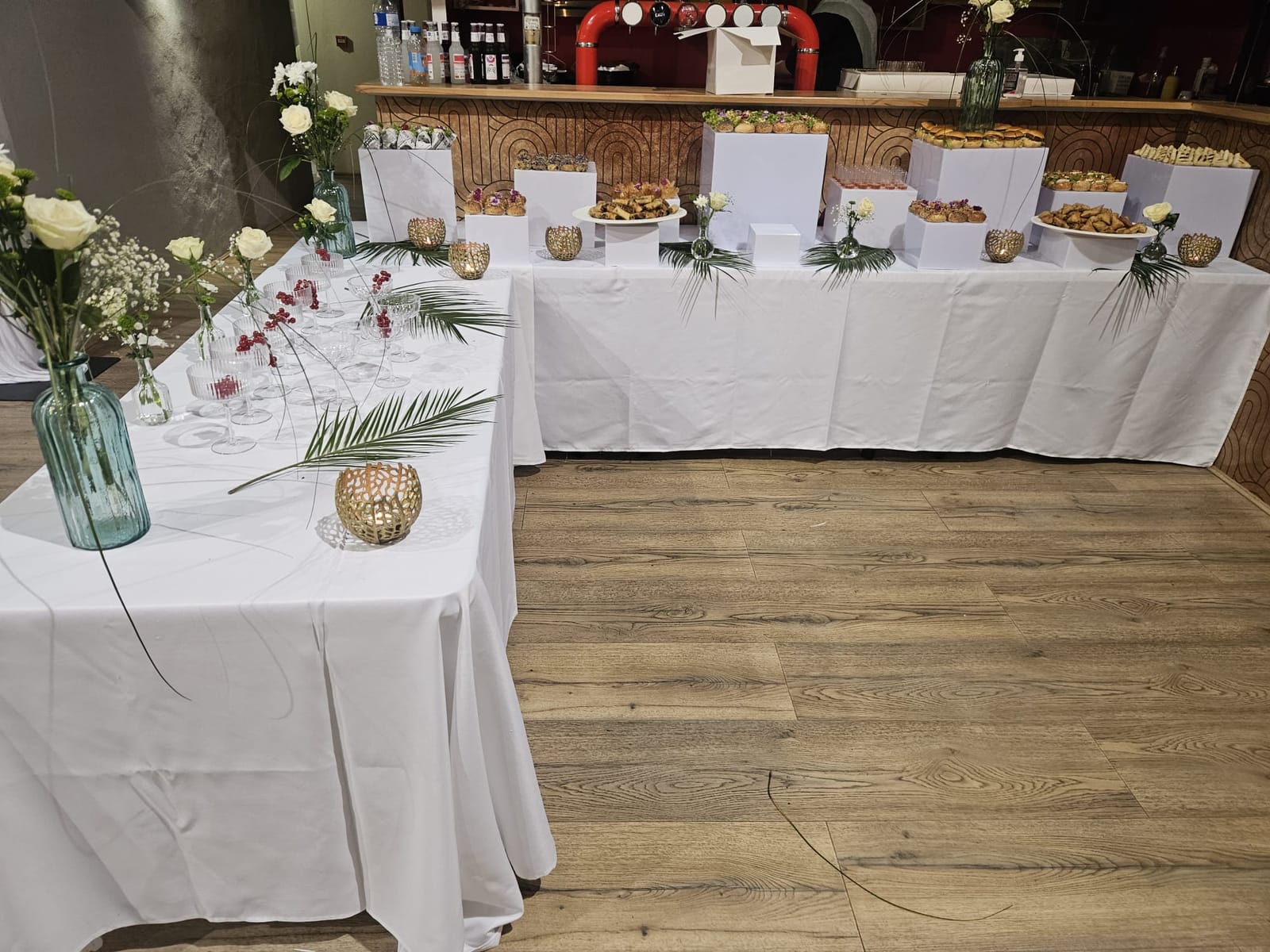 Jusqu'à 120 invités à table